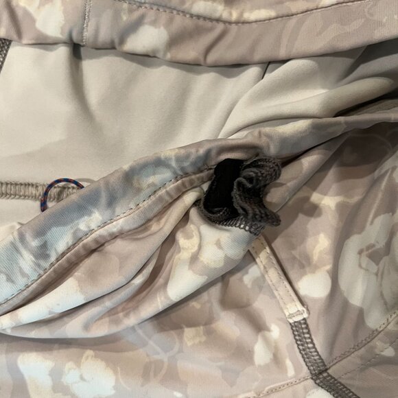 LOT of 3 Athletic Tops | NORTH FACE, NIKE, PATAGONIA | Women's Size Medium - Picture 5 of 16